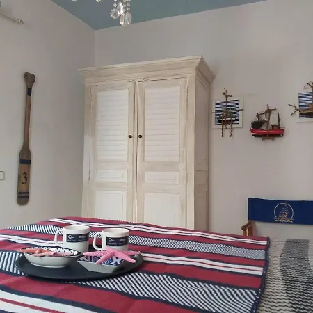 Cosy Greek Style In Chora Naxos Greece