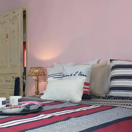 Cosy Greek Style In Chora Naxos Greece